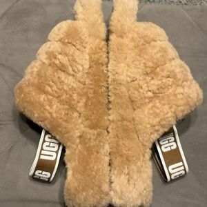 UGG Women’s Slippers in Tan